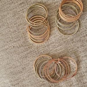 Tri color bracelet all 3 sets 8 per set